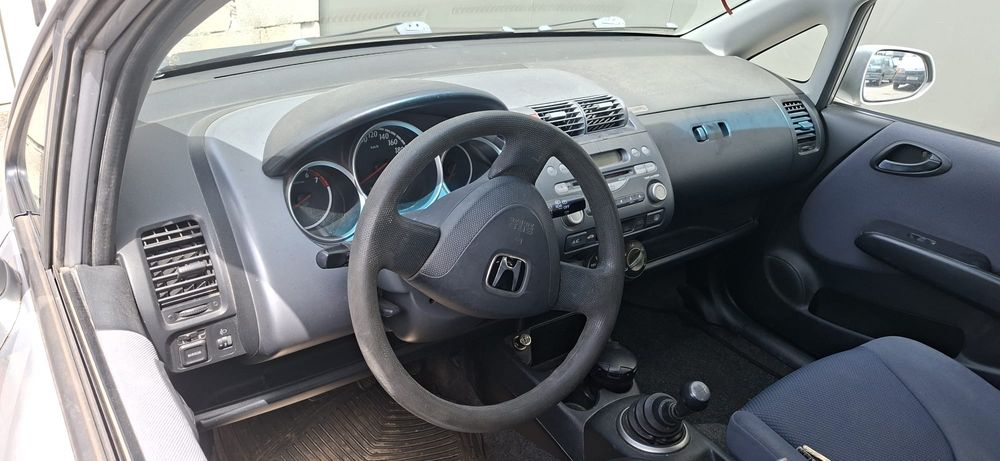 Honda Jazz 2002 1.2i-DSI para peças 
Ref:L12A1