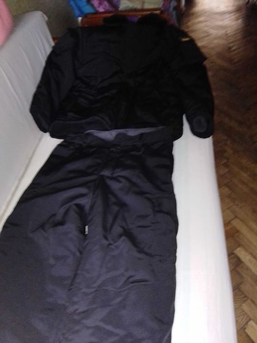 Зимовий чоловічий костюм новий