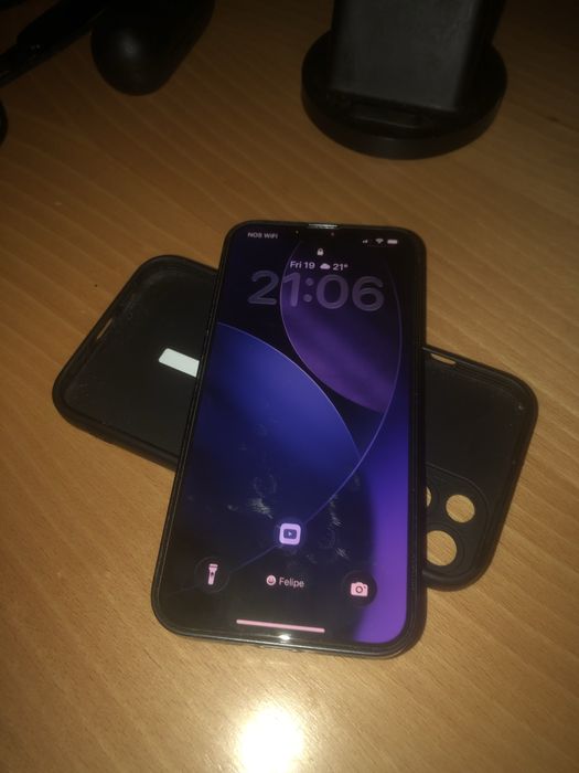 iPhone 13 128Gb Impecável