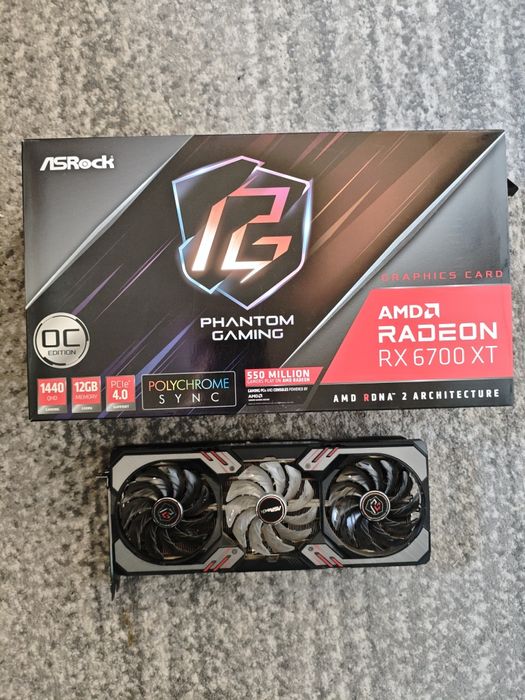 RX 6700 XT Phantom Gaming 12gb