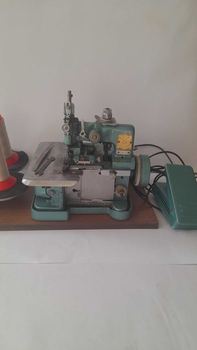 Оверлок промисловий GN1-1D