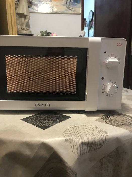 Microondas dayodd com gril