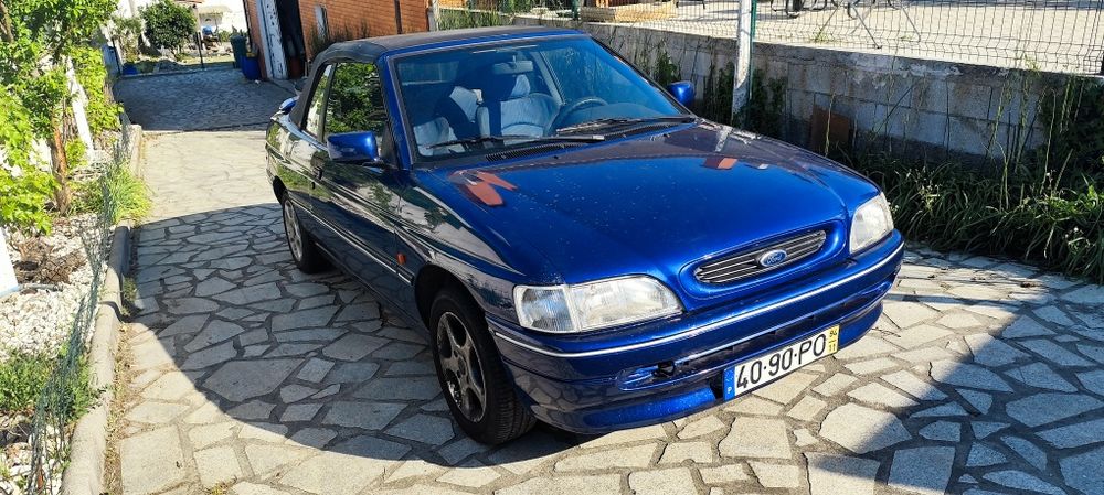 Ford Escort Cabrio