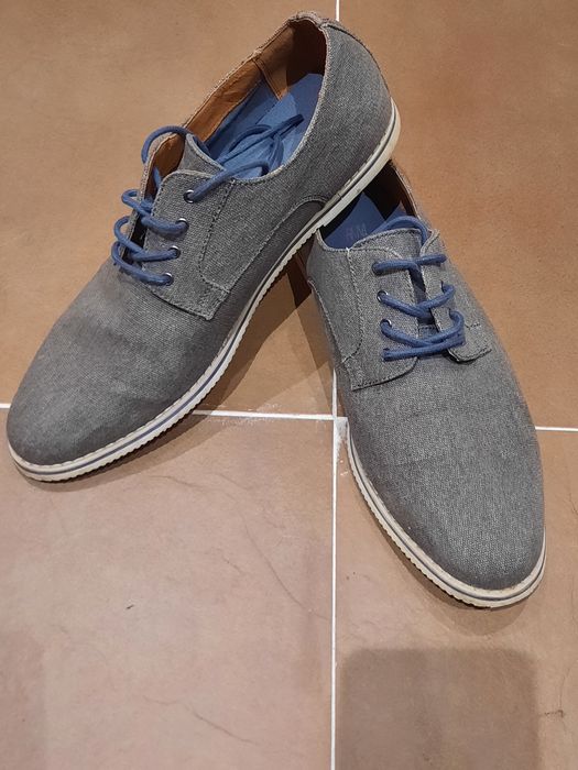 Sapatos da H&M cinzentos n°41