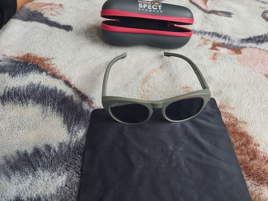 Nowe oryginalne okulary Red Bull spect!Okazja