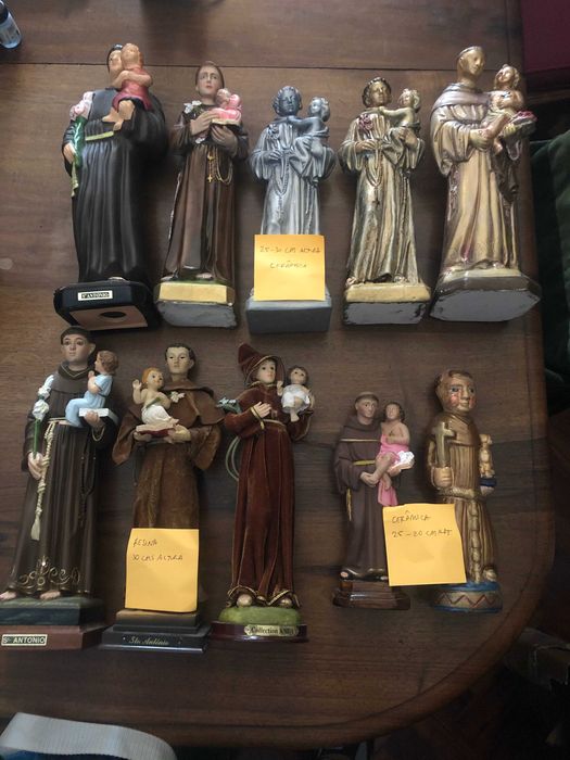 Estátuas de Santo António