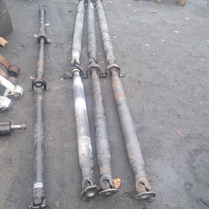 Кардан карданний вал середній Sprinter LT 1996-2006 Спрінтер