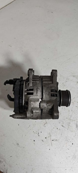 Alternator 1.9 TDI 2.0 TDI GOLF IV PASSAT B6 AUDI A3 STX100012