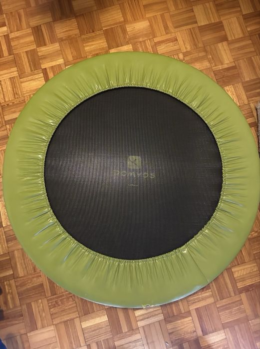 Trampolim de exercício478339940652175360