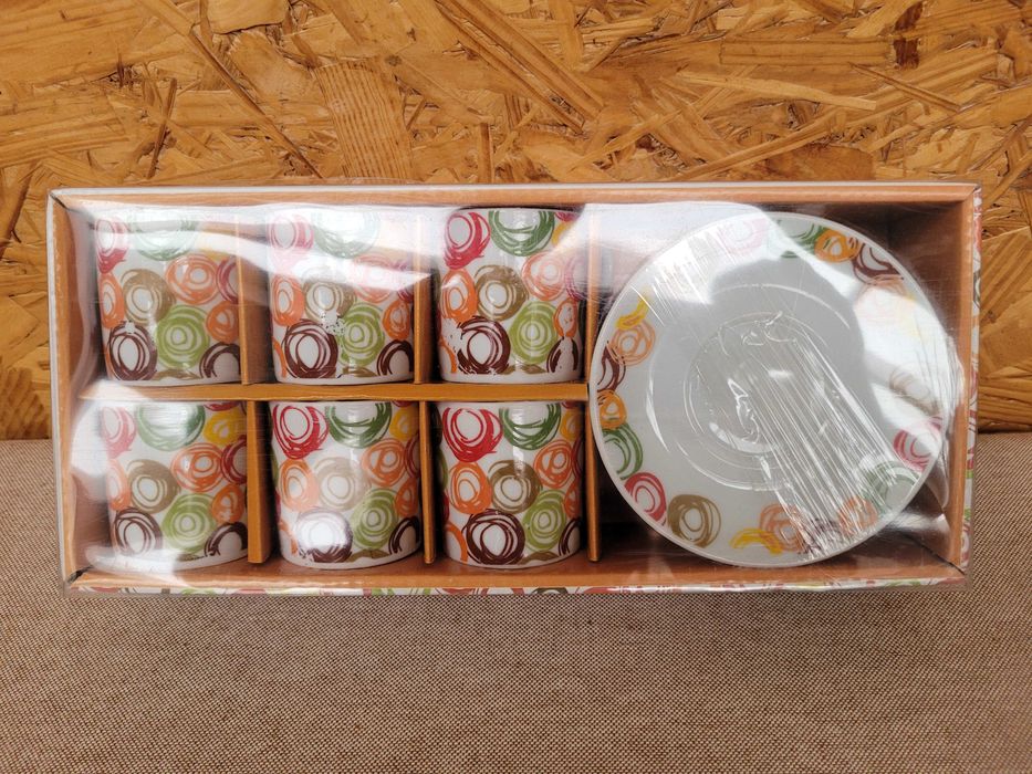 2 Conjuntos de 6 chavenas e 6 Pires CAFÉS MAMBO