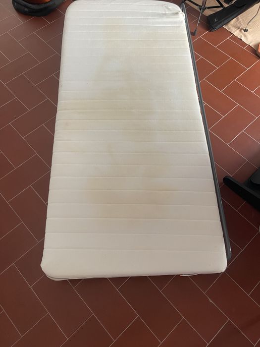 Cama Solteiro de chão + colchão