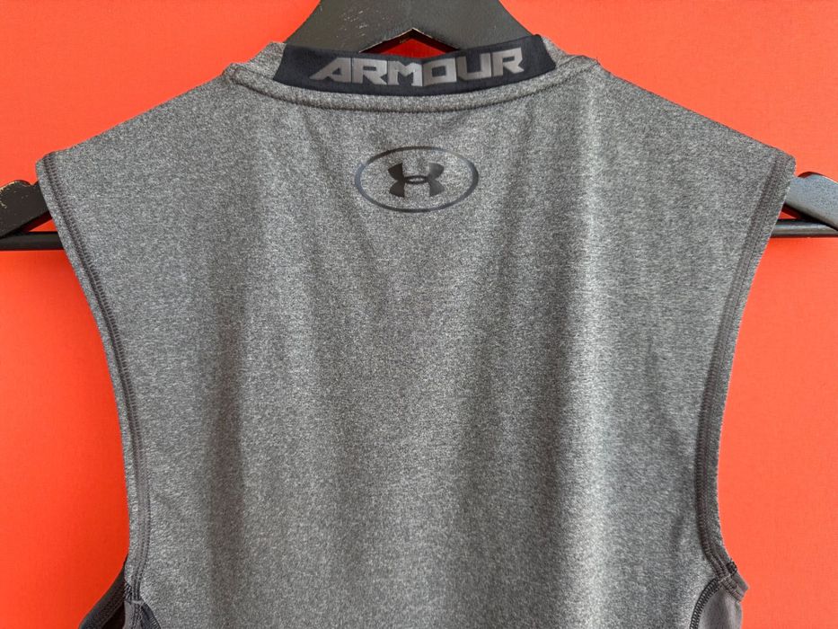 UNDER ARMOUR COMPRESSION Оригінал чоловіча спортивна майка футболка безрукавка розмір S