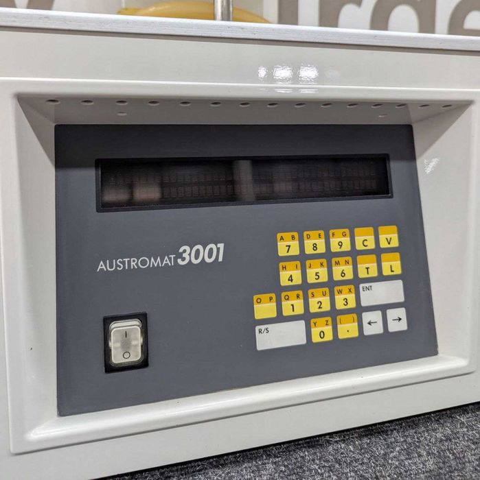 Зуботехнічна піч Dekema Austromat 3001