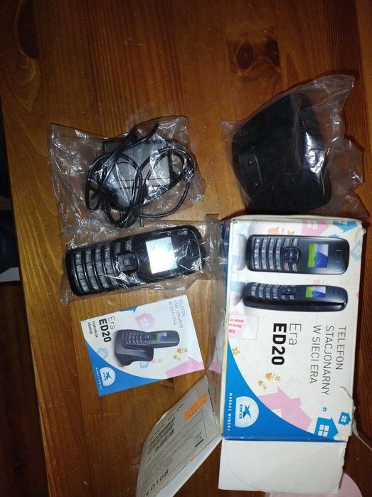 Telefon stacjonarny ED20