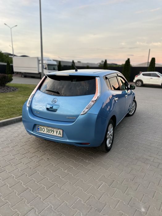 Nissan Leaf 2012