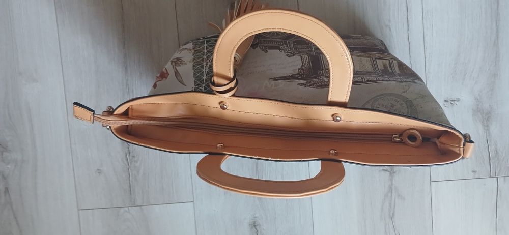 Продаю сумку с рисунком