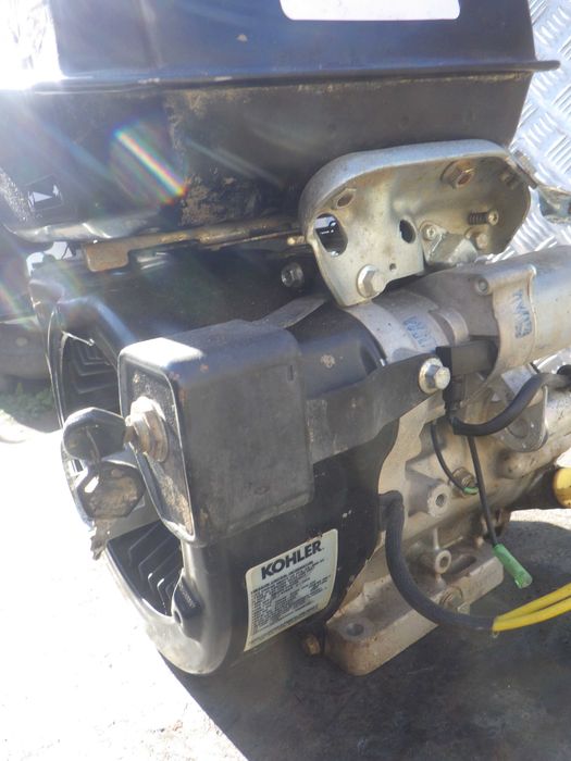 Silnik Spalinowy 14/17.Hp Przemyslow KOHLER/Briggs&stratton Wzmocniony