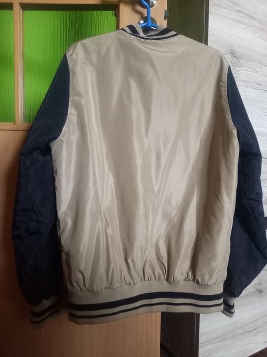 Kurtka młodzieżowa