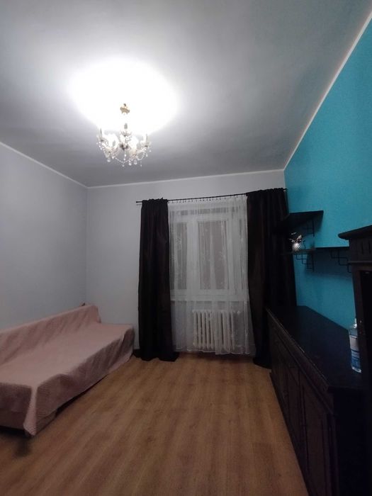 mieszkanie trzypokojowe, z oddzielną kuchnią  i łazienka  w centrum Gdańska