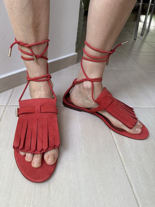 Продам замшеві босоніжки Santoni