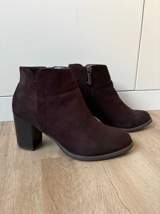 Botas camurça castanha