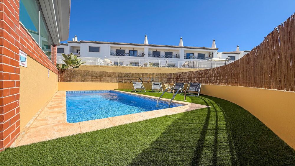 Moradia M4 c/ Piscina p/ Férias9. Albufeira-Algarve.