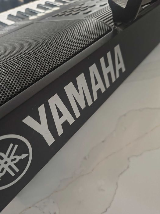 Keyboard Yamaha PSR E463