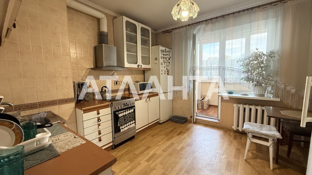 Трикімнатна квартира метро Позняки держ програми