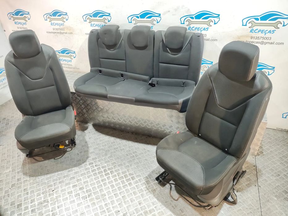 Conjunto Bancos Tecido Renault Clio IV 4