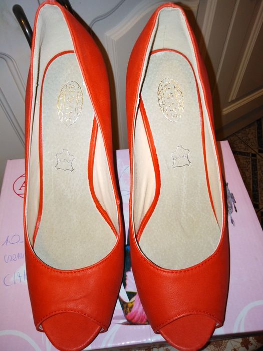 Buty szpilki czerwone r. 39 Nowe