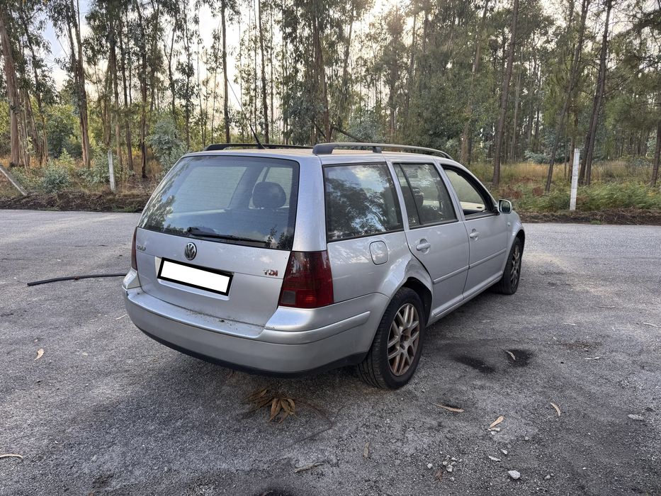 VW Golf 4 Variant 1.9TDI 130cv foto 3
