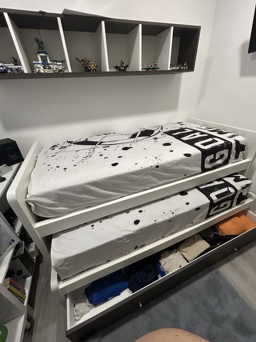 Cama de solteiro com 2 cama mais gaveta de arrumos