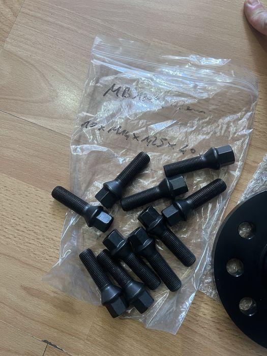 Проставки Hamann 20мм 5x120 BMW  + болты