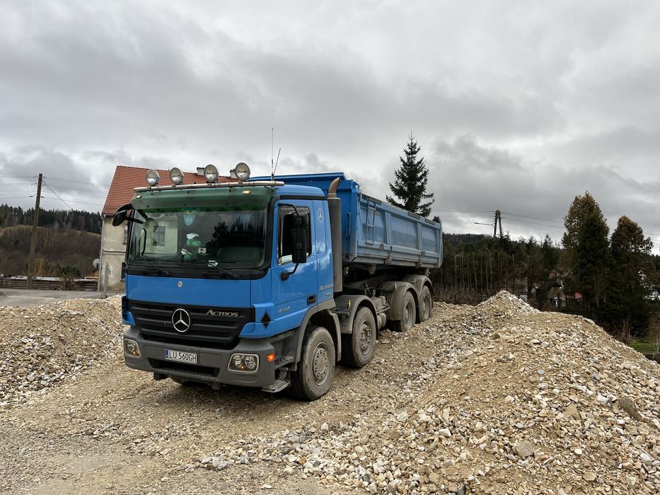 Kruszywo kamień mieszanka piasek grys żwir humus