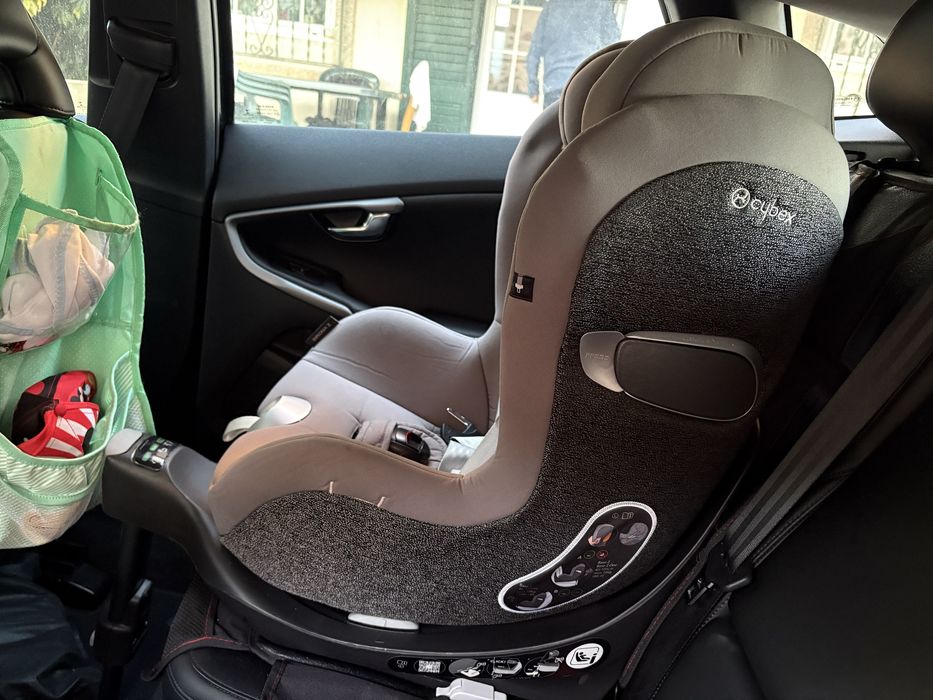 Cybex base ISOFIX T e Cadeira Sirona T i-size