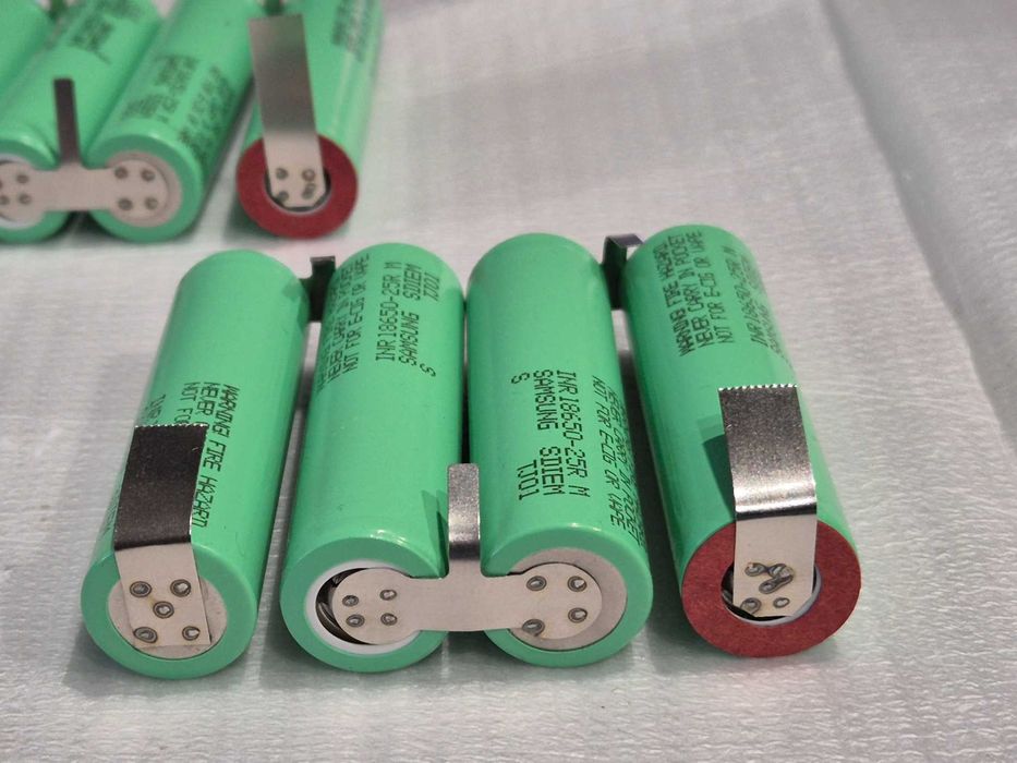 Akumulator Pakiet 4S1P 14,4 V 2,5 Ah LI-ION 18650 ogniwa Samsung R25