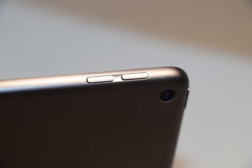 Apple iPad Air 3 Wi-Fi 64GB Space Gray A2152,ідеальний стан!АКБ 93,МДМ