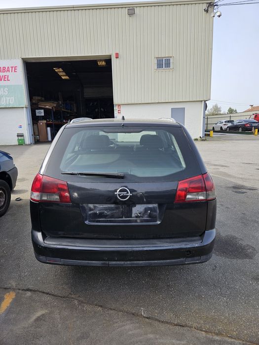 Opel Vetra C Combi 1.9 CDTi de 2003 para peças