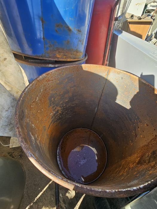 Beczki metalowe 200l