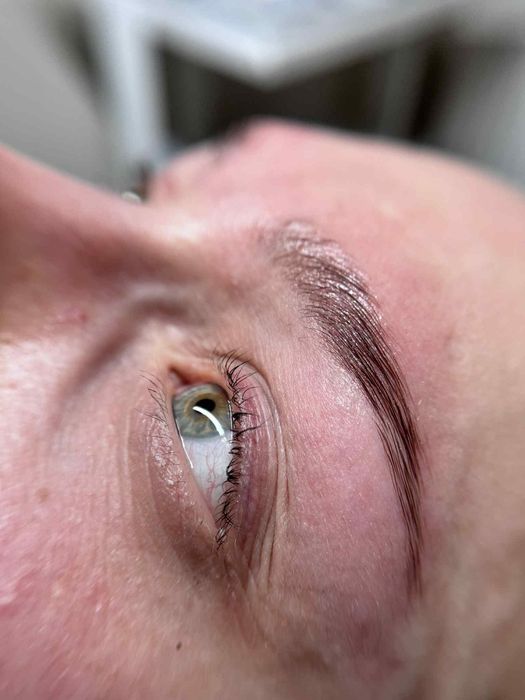 Przedłużanie rzęs 1:1, mokry efekt, laminacja brwi, lifting rzęs