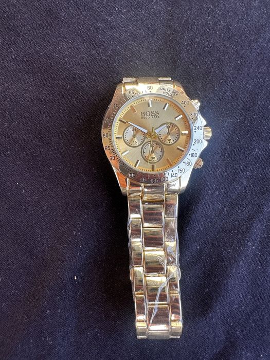 Zloty zegarek Hugo Boss
