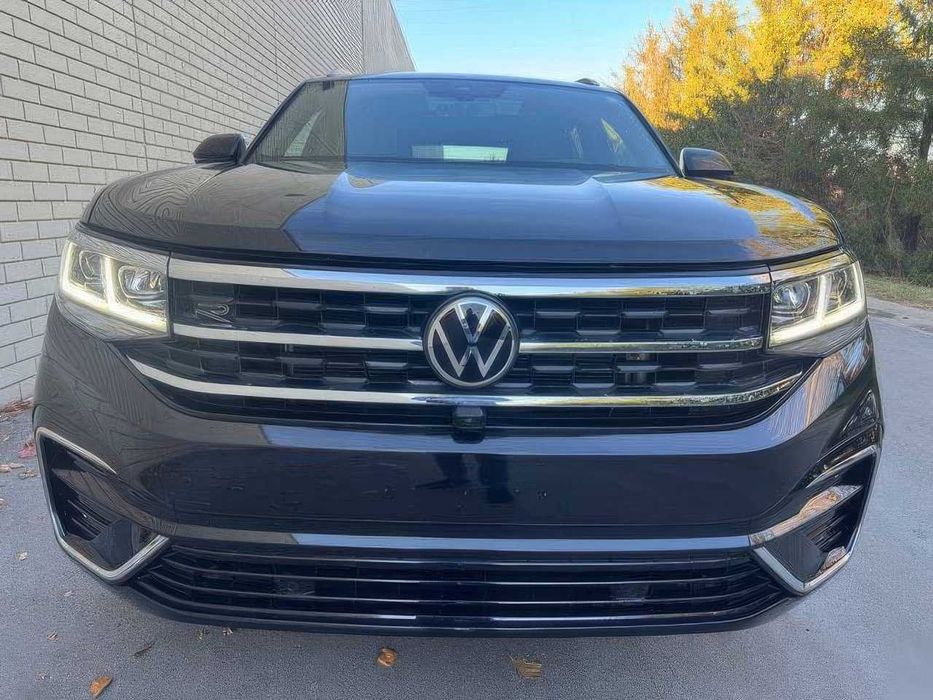 Volkswagen Atlas      2022