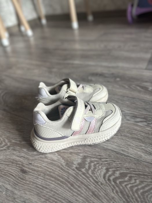 Кросівки кроссовки kimboo 26 розмір