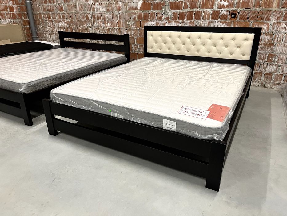 Ліжко дерев'яне двоспальне з матрацом, м'яка спинка, розмір 160х200