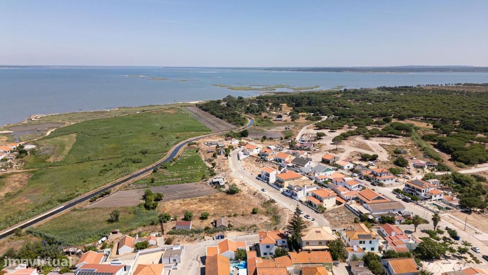 Moradia Isolada T2 com jardim, Carrasqueira, Alcacer do Sal