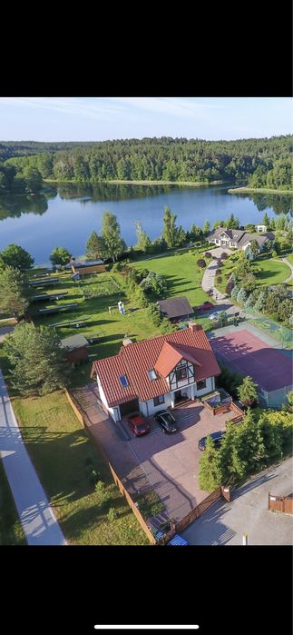 Dom , mazury z dostepem do jeziora.
