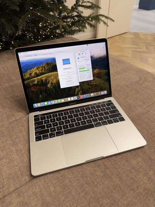 MacBook Pro 2019 13 i5 2.4/8GB /256 GB/ Touch Bar /