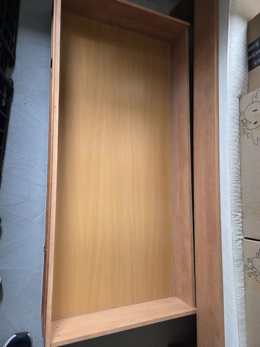 Łóżko jednoosobowe z materacem i  szufladą
