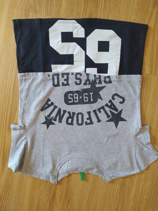 T-shirt Benetton 10 anos