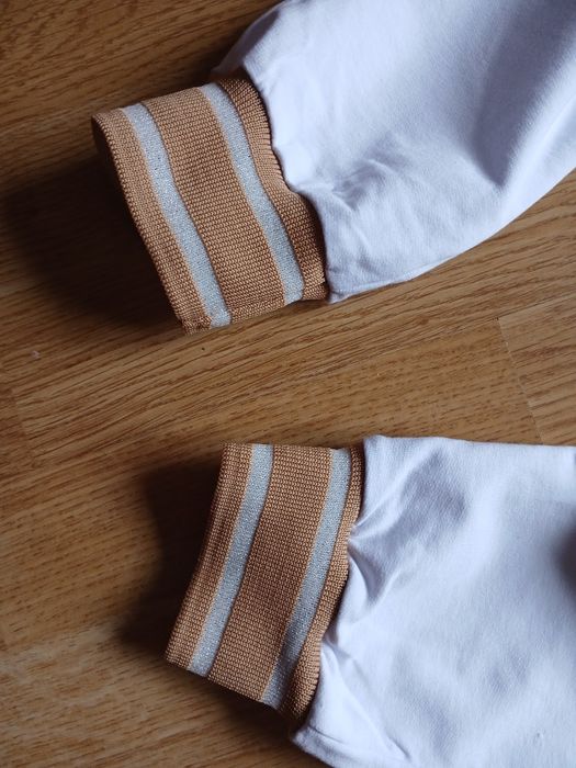 Biały bawełniany  komplet damski La Pia rozmiar S bluza spodnie